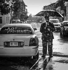 Just-married-rainy-day-photo